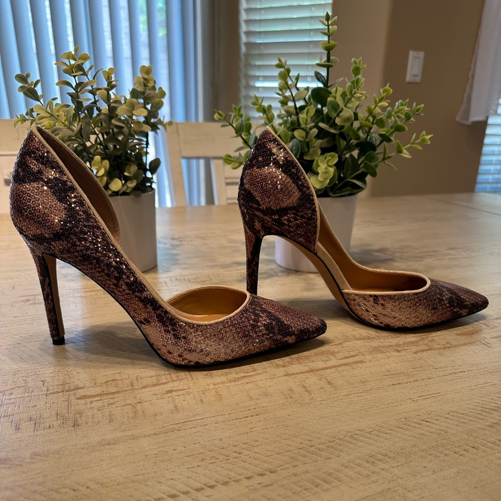 NWOT Jessica Simpson Pumps - Size 8